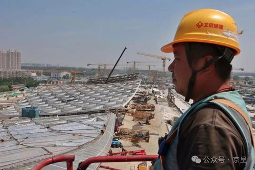 做兩頭，歇中間 高溫“烤”驗(yàn)下，京城智慧施工保建設(shè)